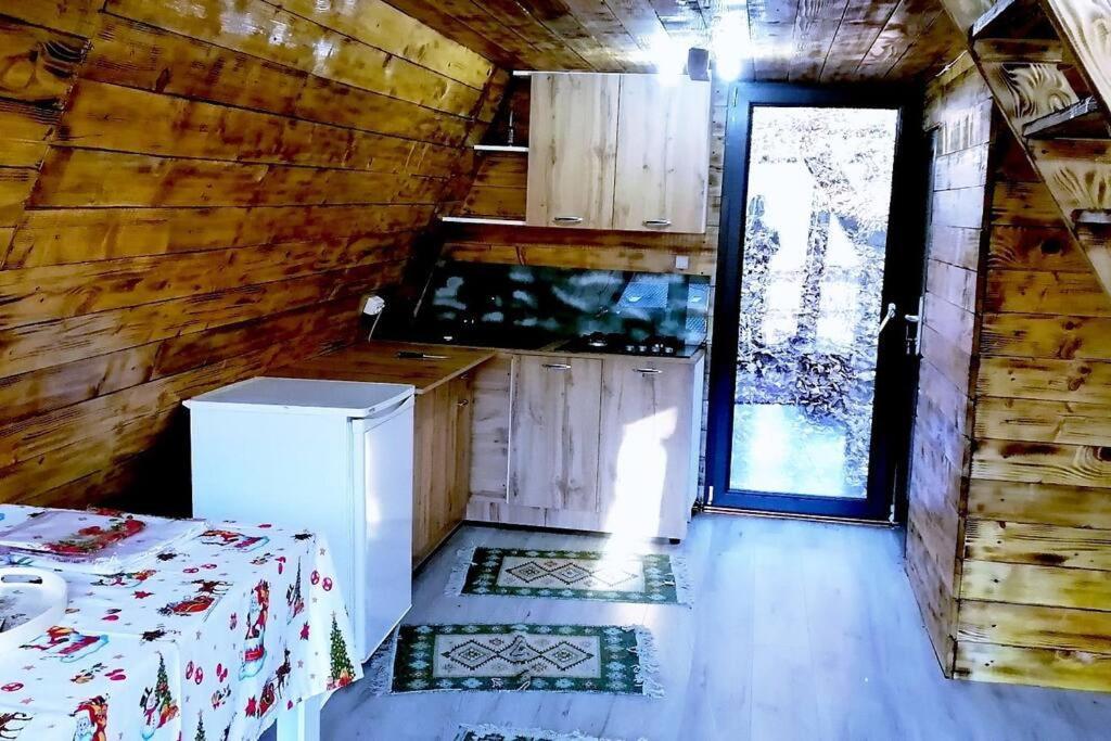 Cabanaaframe Intreaga Proprietate Curtea De Arges Exterior photo